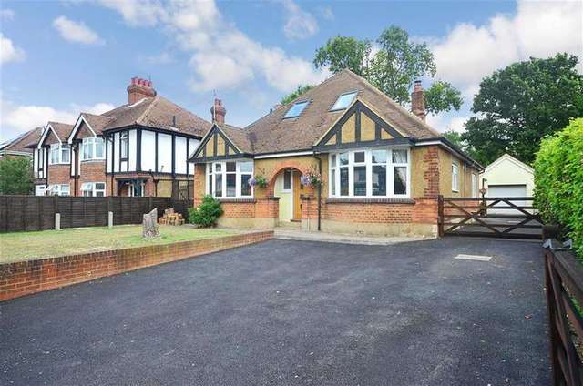  Image of 4 bedroom Bungalow for sale in Sutton Road Maidstone ME15 at Maidstone Kent Maidstone, ME15 9BJ