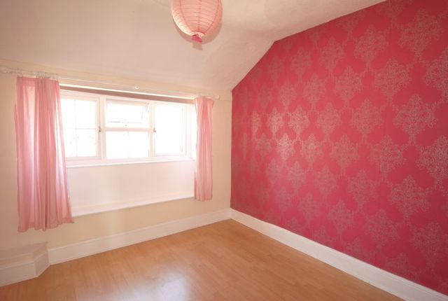  Image of 3 bedroom Terraced house for sale in Sutton Road Somerton TA11 at Sutton Road  Somerton, TA11 6QL