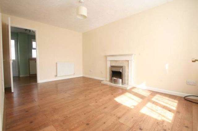  Image of 2 bedroom Terraced house to rent in Swift Way Wick Littlehampton BN17 at Littlehampton Wick, BN17 7GS