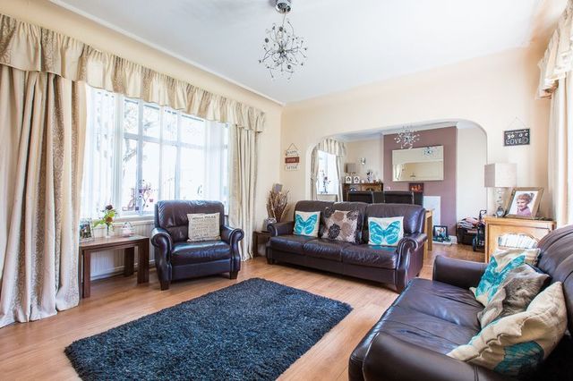  Image of 3 bedroom Detached house for sale in Swinley Lane Wigan WN1 at Swinley Lane Swinley Wigan, WN1 2EB