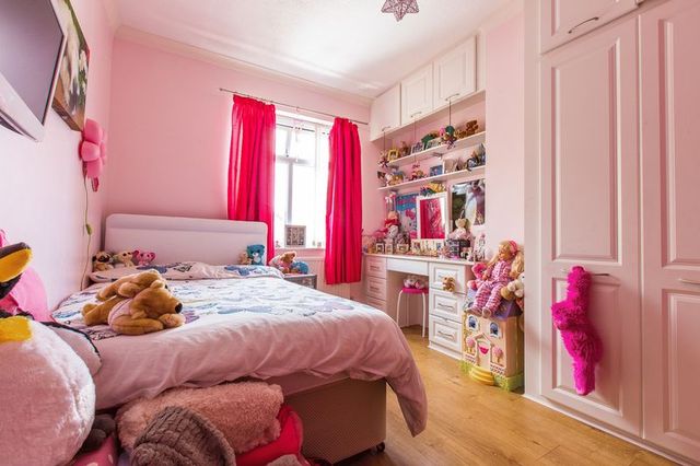  Image of 3 bedroom Detached house for sale in Swinley Lane Wigan WN1 at Swinley Lane Swinley Wigan, WN1 2EB