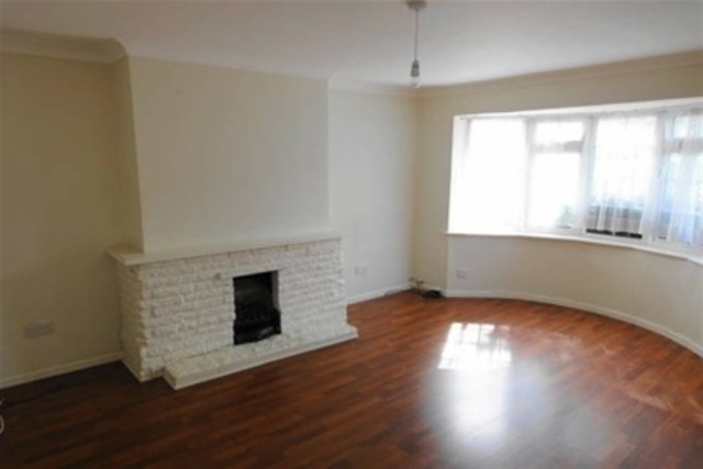  Image of 2 bedroom Detached house to rent in Sycamore Court Uckfield TN22 at Uckfield, TN22 1TY