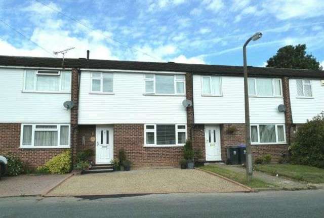  Image of 3 bedroom Terraced house for sale in Hag Hill Lane Taplow Maidenhead SL6 at Taplow  Maidenhead, SL6 0JW