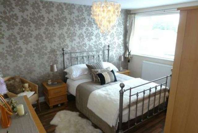  Image of 3 bedroom Terraced house for sale in Hag Hill Lane Taplow Maidenhead SL6 at Taplow  Maidenhead, SL6 0JW