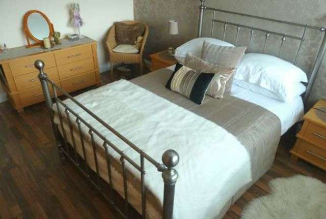  Image of 3 bedroom Terraced house for sale in Hag Hill Lane Taplow Maidenhead SL6 at Taplow  Maidenhead, SL6 0JW