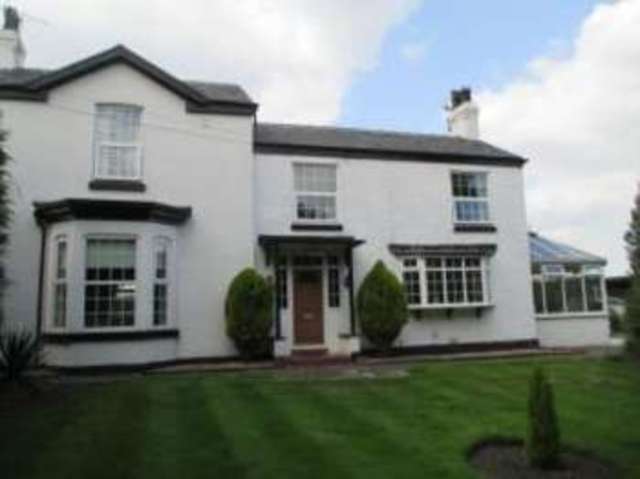  Image of 4 bedroom Detached house for sale in Tarporley Road Lower Whitley Warrington WA4 at Lower Whitley Warrington Lower Whitley, WA4 4EW