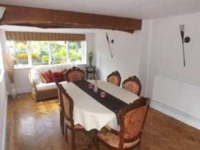  Image of 4 bedroom Detached house for sale in Tarporley Road Lower Whitley Warrington WA4 at Lower Whitley Warrington Lower Whitley, WA4 4EW