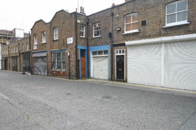  Image of 2 bedroom Flat to rent in Taunton Mews London NW1 at Marylebone, NW1 6HJ