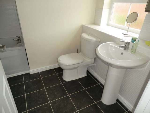  Image of 6 bedroom Detached house to rent in Ten Shilling Drive Coventry CV4 at Westwood Heath Coventry Westwood Heath, CV4 8GZ