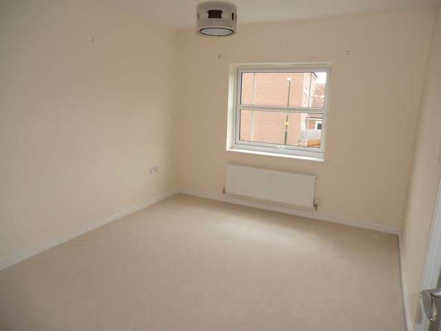  Image of 6 bedroom Detached house to rent in Ten Shilling Drive Coventry CV4 at Westwood Heath Coventry Westwood Heath, CV4 8GZ