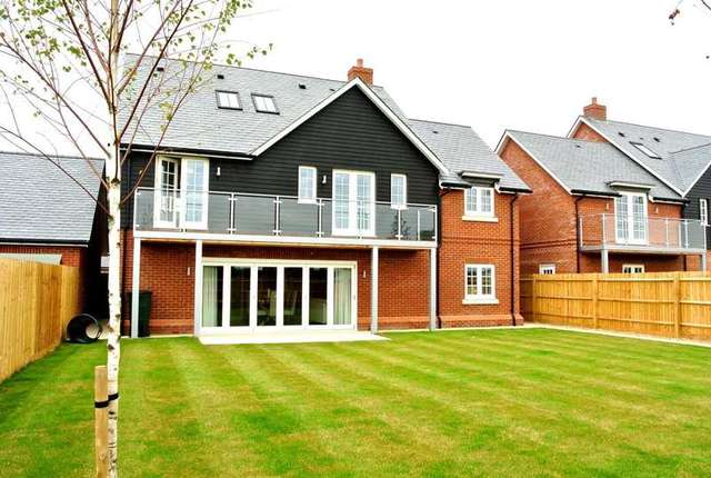  Image of 5 bedroom Detached house for sale in Rotherfield Road Cholsey Wallingford OX10 at Cholsey  Wallingford, OX10 9FN