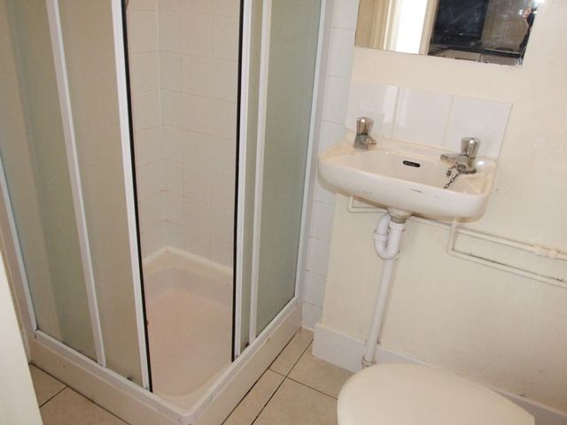  Image of 1 bedroom Flat to rent in The Coneries Loughborough LE11 at 23 Nottingham Road 7 The Coneries Loughborough, LE11 1DZ