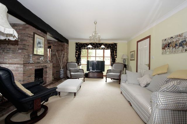  Image of 4 bedroom Detached house for sale in The Spinney Brigg DN20 at The Spinney  Brigg, DN20 9FY
