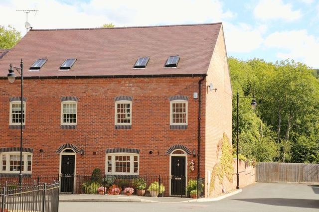  Image of 4 bedroom Terraced house for sale in The Woodlands Jackfield Telford TF8 at The Woodlands Jackfield Telford, TF8 7LN