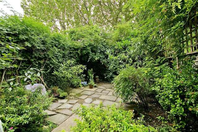  Image of 2 bedroom Flat to rent in Theberton Street London N1 at Barnsbury London Islington, N1 0QY