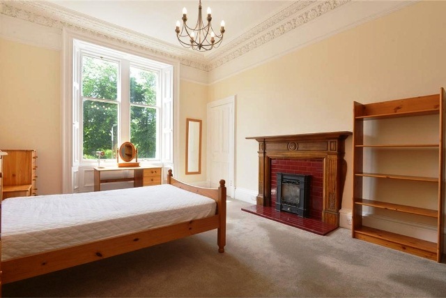  Image of 4 bedroom Flat to rent in Thirlestane Road Edinburgh EH9 at Marchmont Edinburgh Edinburgh, EH9 1AR