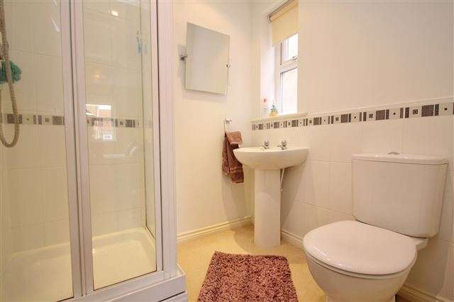  Image of 5 bedroom Detached house for sale in Robb Close Thirsk YO7 at Robb Close  Thirsk, YO7 1GG