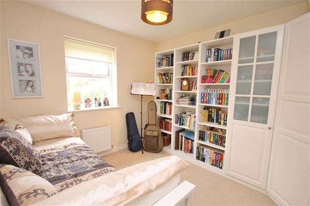  Image of 5 bedroom Detached house for sale in Robb Close Thirsk YO7 at Robb Close  Thirsk, YO7 1GG