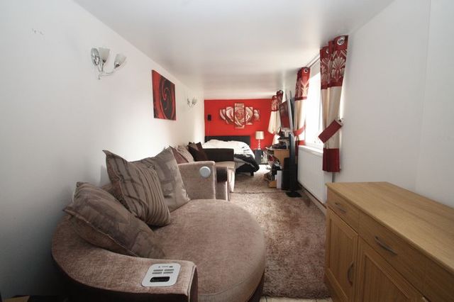  Image of 4 bedroom Semi-Detached house for sale in Thorndale Ibstock LE67 at Thorndale  Ibstock, LE67 6JT