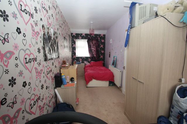  Image of 4 bedroom Semi-Detached house for sale in Thorndale Ibstock LE67 at Thorndale  Ibstock, LE67 6JT