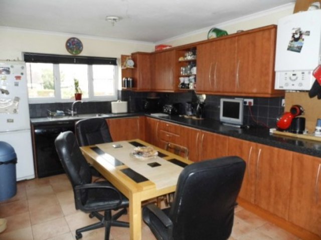  Image of 4 bedroom Terraced house for sale in Thorndike Slough SL2 at Slough Berkshire Slough, SL2 1SR