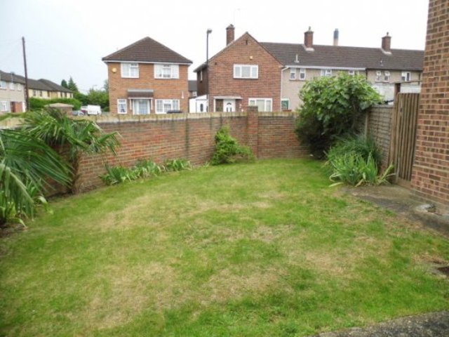  Image of 4 bedroom Terraced house for sale in Thorndike Slough SL2 at Slough Berkshire Slough, SL2 1SR
