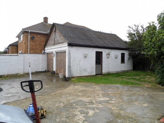  Image of 4 bedroom Terraced house for sale in Thorndike Slough SL2 at Slough Berkshire Slough, SL2 1SR