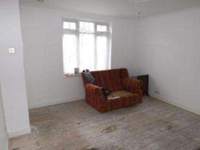  Image of 2 bedroom Terraced house for sale in Rosewood Lane Shoeburyness Southend-on-Sea SS3 at Thorpe Green Mews Shoeburyness Shoeburyness, SS3 9FP