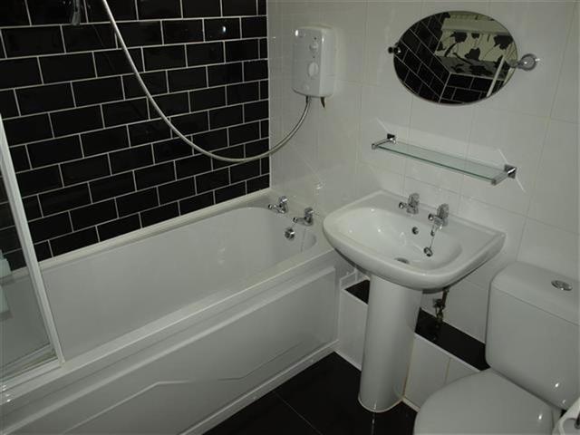  Image of 1 bedroom Maisonette to rent in Tibbats Close Quinton Birmingham B32 at Tibbats Close  BIRMINGHAM, B32 3TE