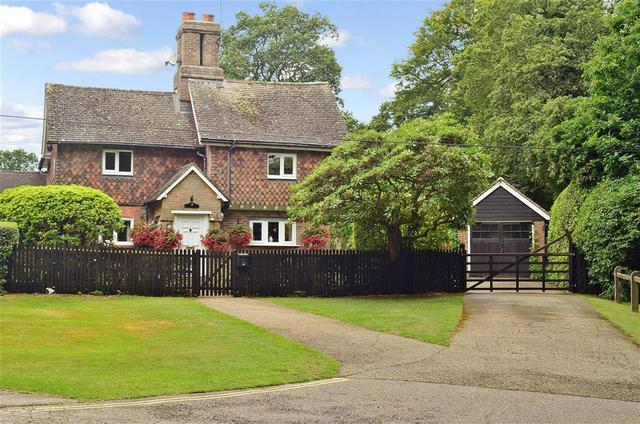  Image of 3 bedroom Detached house for sale in Tilgate Drive Crawley RH10 at Tilgate Crawley Crawley, RH10 5PQ