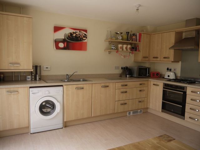  Image of 3 bedroom Detached house to rent in Elsanta Crescent Fareham PO14 at Elsanta Crescent Titchfield Common Fareham, PO14 4FS