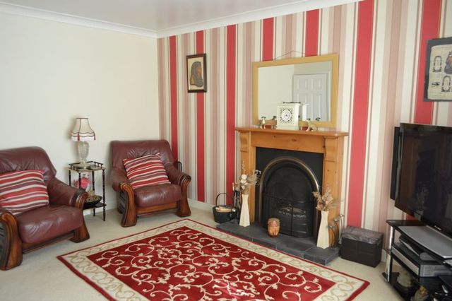  Image of 3 bedroom Detached house for sale in Top Road Worlaby Brigg DN20 at Top Road Worlaby Brigg, DN20 0NJ