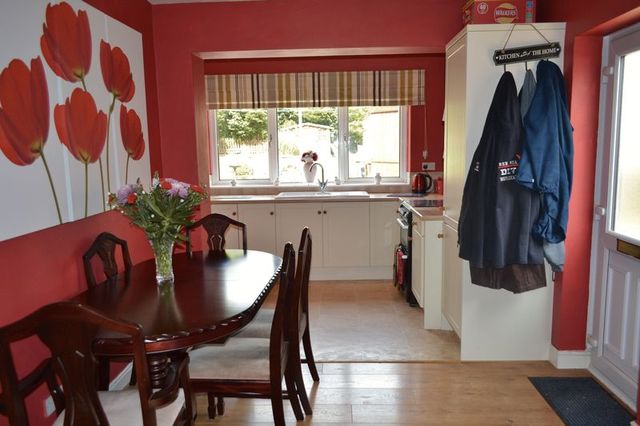  Image of 3 bedroom Detached house for sale in Top Road Worlaby Brigg DN20 at Top Road Worlaby Brigg, DN20 0NJ