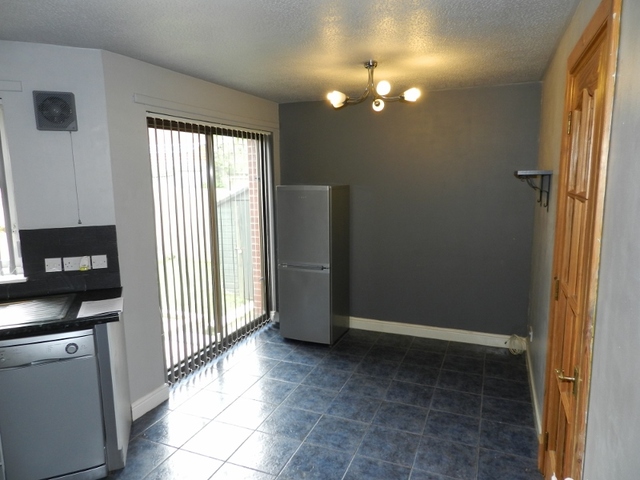  Image of 3 bedroom Semi-Detached house to rent in Tormusk Road Rutherglen Glasgow G45 at Croftfoot Glasgow Glasgow, G45 0BD