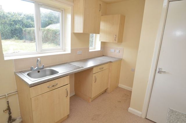 Image of 3 bedroom Terraced house to rent in Tunstall Crescent Nottingham NG8 at Tunstall Crescent  Nottingham, NG8 5QX