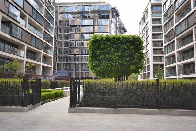  Image of 2 bedroom Flat for sale in Kensington High Street London W14 at Charles House 375 Kensington High Street Kensington, W14 8QA