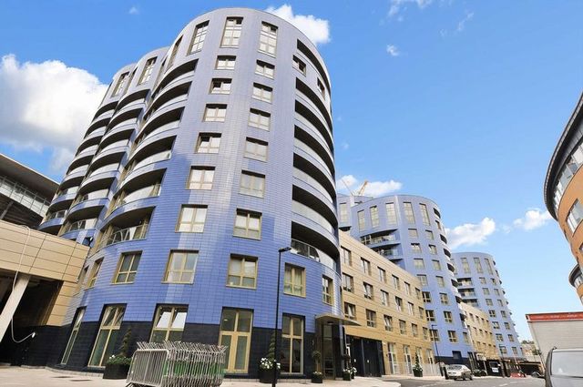  Image of 2 bedroom Property for sale in Queensland Road London N7 at Queensland Road Queensland Terrace Islington, N7 7AJ