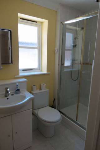 Image of 1 bedroom Flat to rent in New Road Leighton Buzzard LU7 at Tysons Court, New Road Linslade Leighton Buzzard, LU7 2AN