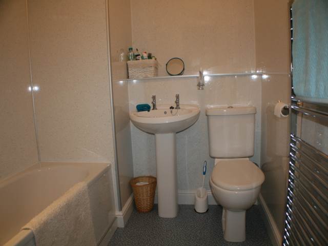  Image of 1 bedroom Flat to rent in Union Grove Aberdeen AB10 at West End Aberdeen Aberdeen, AB10 6SJ