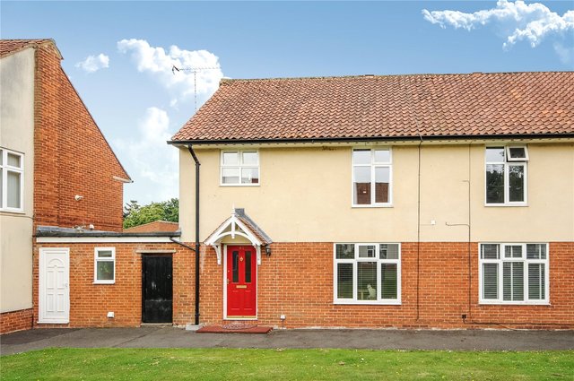  Image of 3 bedroom Semi-Detached house for sale in Valon Road Arborfield Reading RG2 at Arborfield  Arborfield Garrison, RG2 9QQ