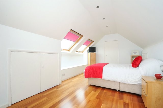  Image of 3 bedroom Semi-Detached house for sale in Valon Road Arborfield Reading RG2 at Arborfield  Arborfield Garrison, RG2 9QQ