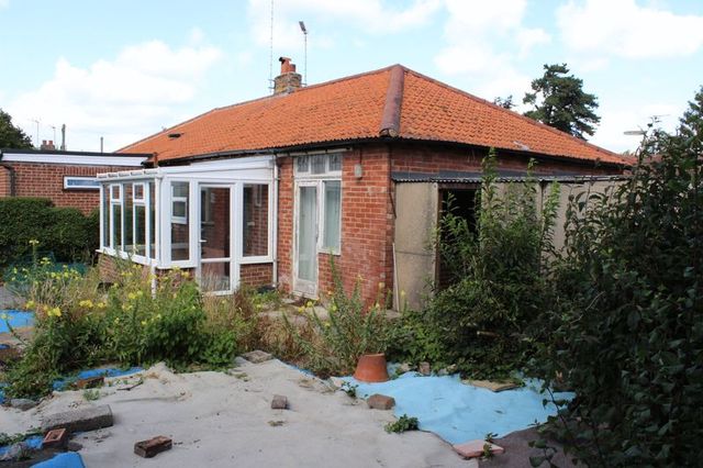  Image of 2 bedroom Detached house for sale in Vegal Crescent Englefield Green Egham TW20 at Vegal Crescent Englefield Green Egham, TW20 0QF