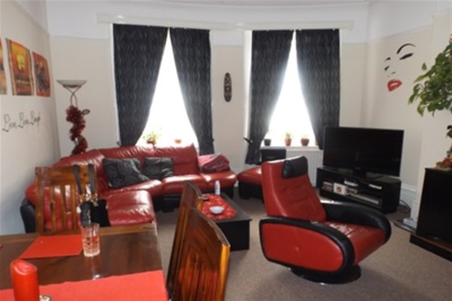  Image of 1 bedroom Flat to rent in Vernon Terrace Brighton BN1 at Brighton, BN1 3JG