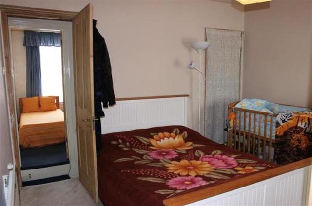  Image of 3 bedroom Detached house to rent in Vicarage Road Croydon CR0 at Vicarage Road  CROYDON, CR0 4JS