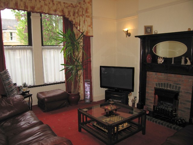  Image of 4 bedroom Detached house for sale in Victoria Avenue Princes Avenue Hull HU5 at HULL, HU5 3DY