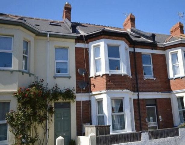  Image of 2 bedroom Flat for sale in Victoria Road Exmouth EX8 at Victoria Road  Exmouth, EX8 1DW