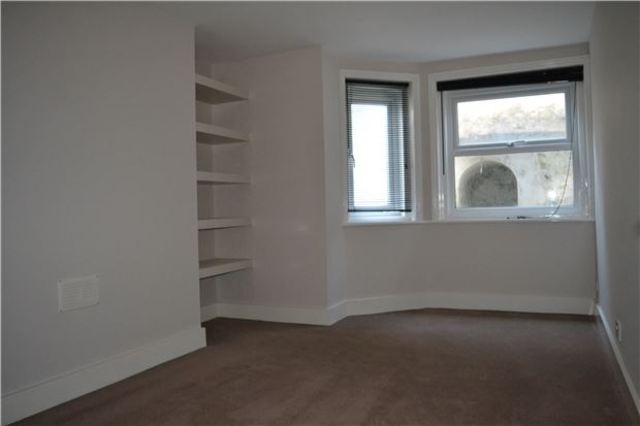  Image of 1 bedroom Flat for sale in Villa Road St. Leonards-on-Sea TN37 at East Sussex, TN37 6EJ