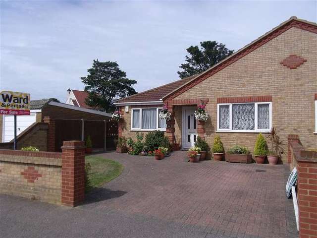  Image of 3 bedroom Bungalow for sale in Vincent Close Broadstairs CT10 at Broadstairs Kent Broadstairs, CT10 2ND