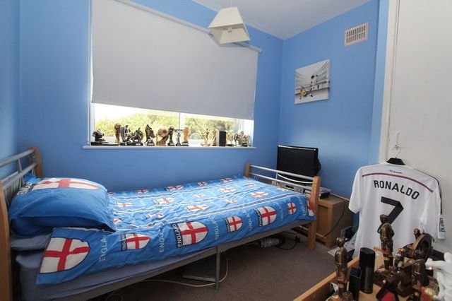  Image of 3 bedroom Semi-Detached house for sale in Windmill Grove Wall Heath Kingswinford DY6 at Windmill Grove  WALL HEATH, DY6 0JY