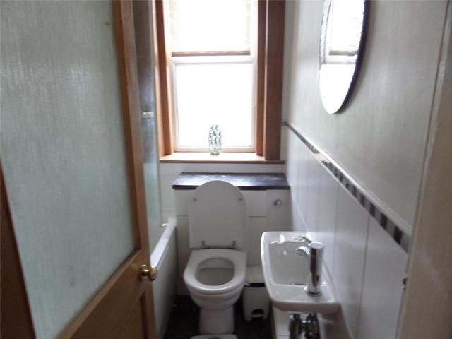  Image of 2 bedroom Flat to rent in Warriston Road Edinburgh EH7 at Warriston Edinburgh Edinburgh, EH7 4HP